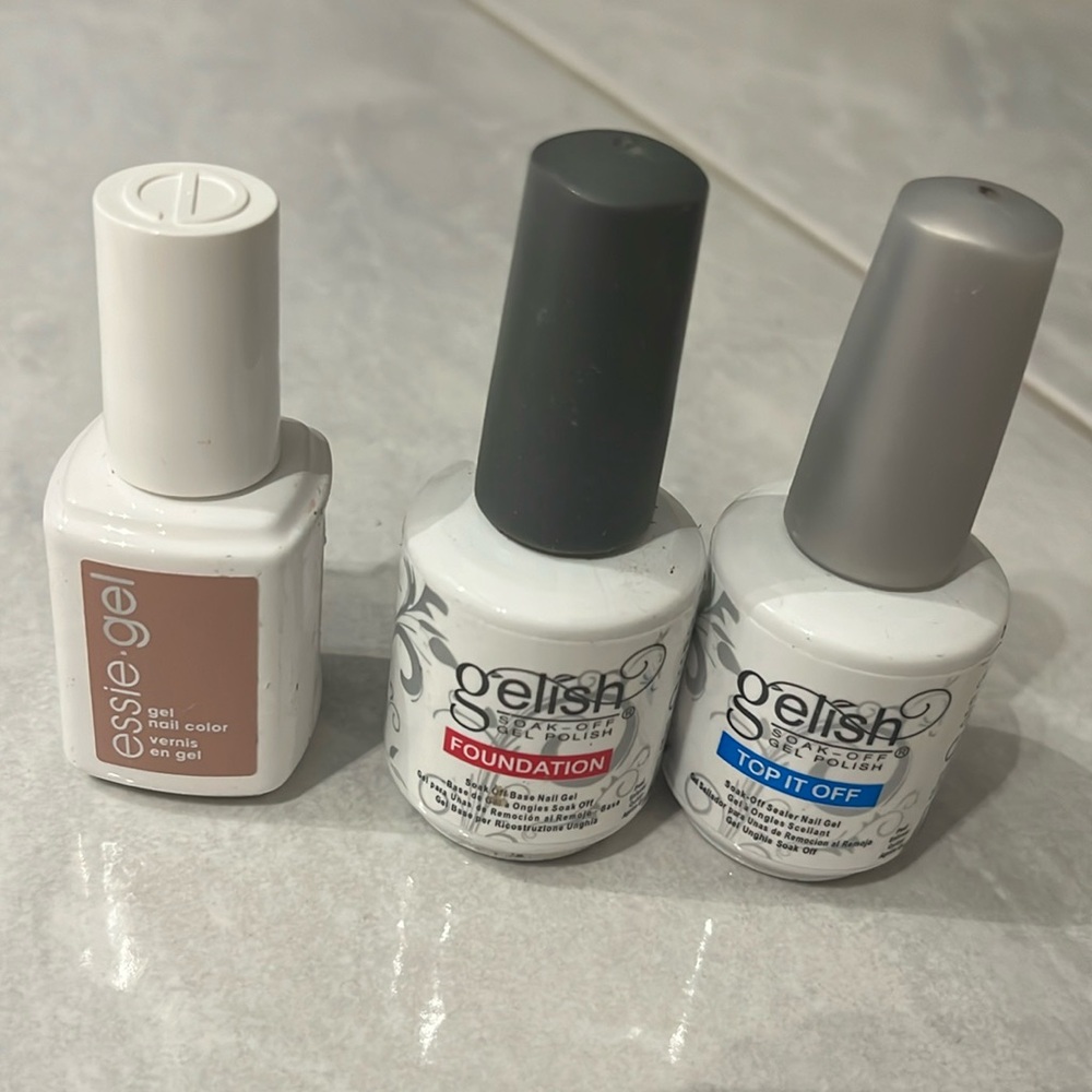 Gelish Dynamic Duo Kit Top and Base Coat For Gel Nails, & 1 Essie gel color